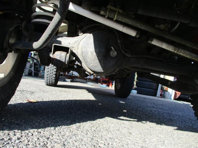 ジムニー ランドベンチャー 5速MT・ターボ・4WD・キーレス・運転席シートヒーター・リフトアップ・社外マフラー(32枚目)