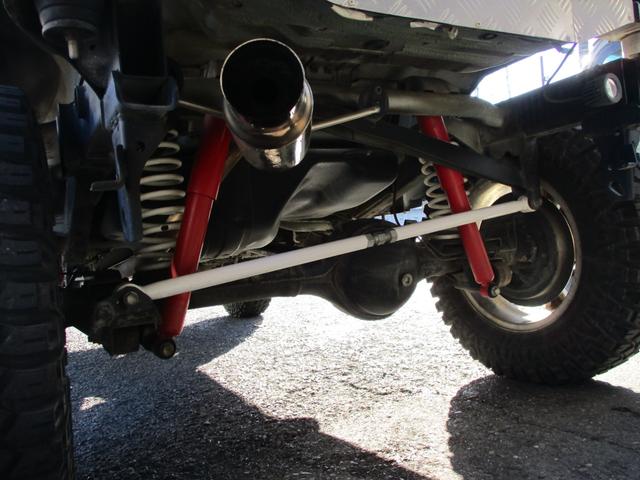 ジムニー ランドベンチャー 5速MT・ターボ・4WD・キーレス・運転席シートヒーター・リフトアップ・社外マフラー(33枚目)