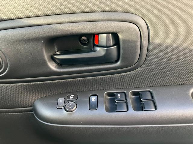 �V�ԕۏ،p���A�������̓X�Y�L�n�j�ۏ؂����t�����Ă��n���������܂��B�ۏؓ��e�͎Ԃ��ƂɈقȂ�܂��B�X�^�b�t�ɂ��⍇�����������B