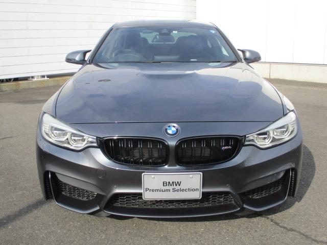 BMW M4 M4 COUPE