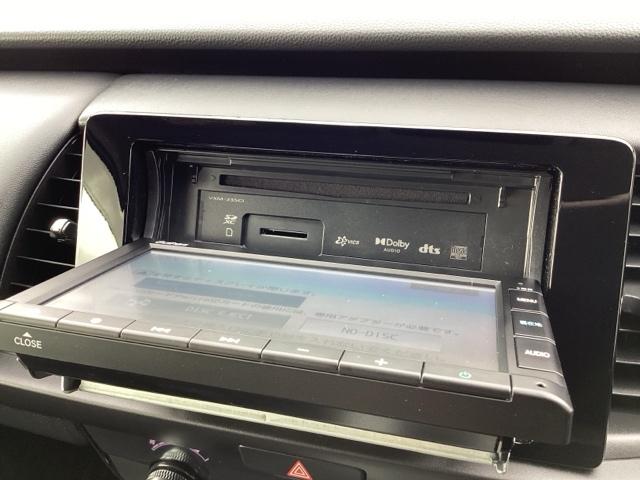 フィット ｅ：ＨＥＶクロスター　衝突回避システム　フルオートエアコン　整備記録簿　前後センサー　ＬＥＤランプ　エアバッグ　サイドエアバック　オートクルーズコントロール　ＶＳＡ　バックカメラ　ドラレコ付き　ＡＢＳ（25枚目）
