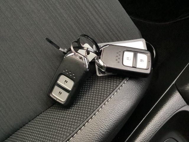 WR-V Z+ クリソナ 追突軽減ブレーキ フルセグテレビ サイドエアバッグ 盗難防止システム 運転席エアバッグ Bカメラ クルコン 横滑り防止 ドライブレコーダー フルオートエアコン パワーウィンドウ ABS(32枚目)