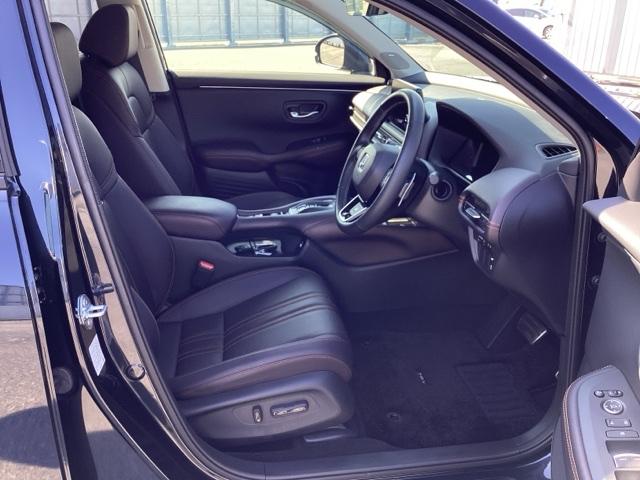 ZR-V e:HEVZ Pセンサー レザー Bカメラ サイドエアバック ナビTV LEDヘッドライト 地デジ Sヒーター サポカー ETC車載器 Dレコ パワーステアリング スマートキー 横滑り防止 イモビ(13枚目)