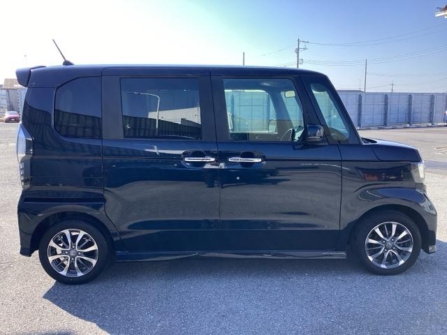 N-BOXカスタム L Pソナー サイドエアバッグ ナビTV Aストップ シートヒータ ベンチシート 点検記録簿 キーフリーシステム LEDライト リアカメ クルーズコントロール AC DVD視聴可能 スマキー ETC(4枚目)