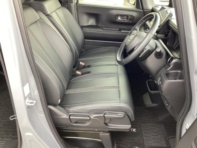 N-BOXカスタム コーディネートスタイル オートクルーズ レザーシート 禁煙 ワンオーナー W電動ドア シートヒータ LED ESC リアカメラ ETC 整備記録簿 ソナー ベンチシート DVD アイドリングストップ(13枚目)