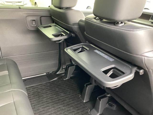 N-BOXカスタム コーディネートスタイル オートクルーズ レザーシート 禁煙 ワンオーナー W電動ドア シートヒータ LED ESC リアカメラ ETC 整備記録簿 ソナー ベンチシート DVD アイドリングストップ(25枚目)