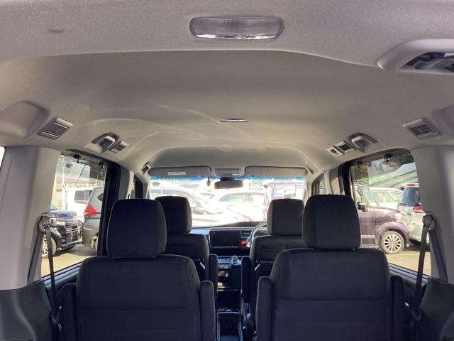 ステップワゴンスパーダ e:HEVスパーダGホンダセンシング ウォークスルー LEDライト ドライブレコーダ セキュリティアラーム カーテンエアバック 横滑り防止装置 クルーズコントロール Bカメラ フルセグ ナビ&TV(12枚目)