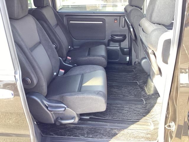 ステップワゴンスパーダ e:HEVスパーダGホンダセンシング ウォークスルー LEDライト ドライブレコーダ セキュリティアラーム カーテンエアバック 横滑り防止装置 クルーズコントロール Bカメラ フルセグ ナビ&TV(14枚目)