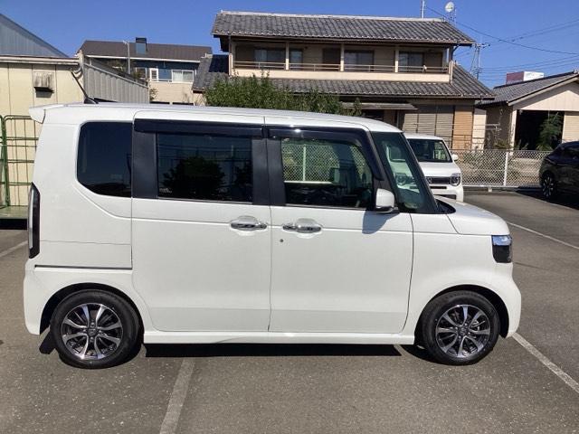 N-BOXカスタム ベースグレード CMBS Dレコ 禁煙 1オーナー ベンチシート オートエアコン スマートキ LED 盗難防止装置 クルコン ETC バックカメラ フルセグTV パワーステアリング エアバッグ ESC(4枚目)