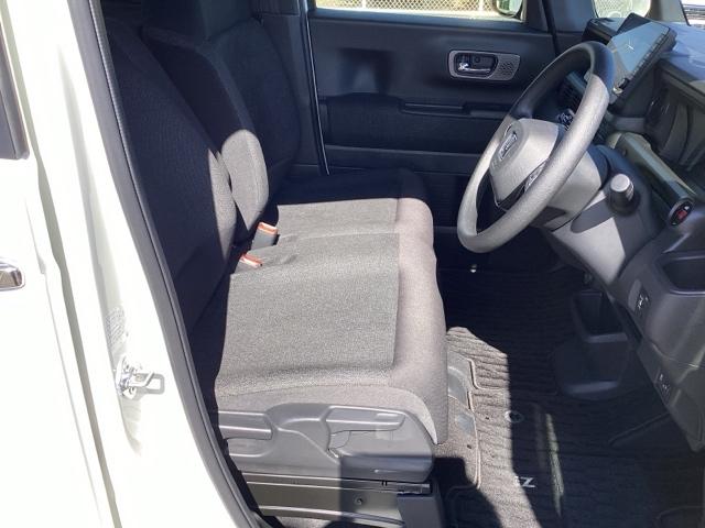 N-BOXカスタム ベースグレード CMBS Dレコ 禁煙 1オーナー ベンチシート オートエアコン スマートキ LED 盗難防止装置 クルコン ETC バックカメラ フルセグTV パワーステアリング エアバッグ ESC(13枚目)