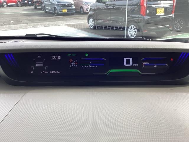 フリード+ハイブリッド ハイブリッドG バックモニター フルセグテレビ サイドカーテンエアバック オートクルーズコントロール ABS ナビTV LEDヘッドランプ シートヒータ DVD再生可 VSA 両側Pスライドドア(16枚目)