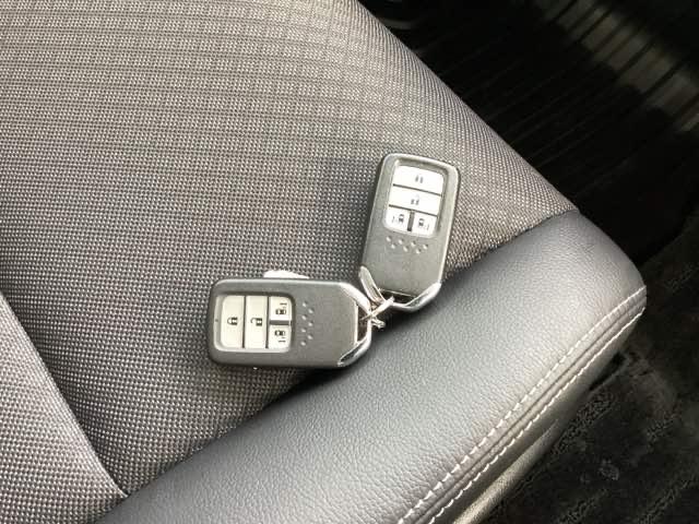 フリード+ハイブリッド ハイブリッドG バックモニター フルセグテレビ サイドカーテンエアバック オートクルーズコントロール ABS ナビTV LEDヘッドランプ シートヒータ DVD再生可 VSA 両側Pスライドドア(26枚目)