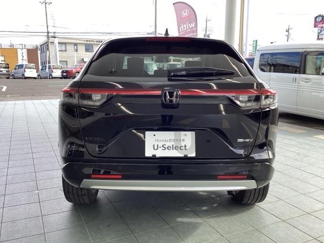ヴェゼル e:HEVZ 衝突回避支援ブレーキ機能 スマキ Pトランク フルオートエアコン Dレコ エアバッグ 両席エアバック Rカメ 記録簿付 パワーウィンドウ LEDランプ ソナー クルーズC ナビ&TV(3枚目)