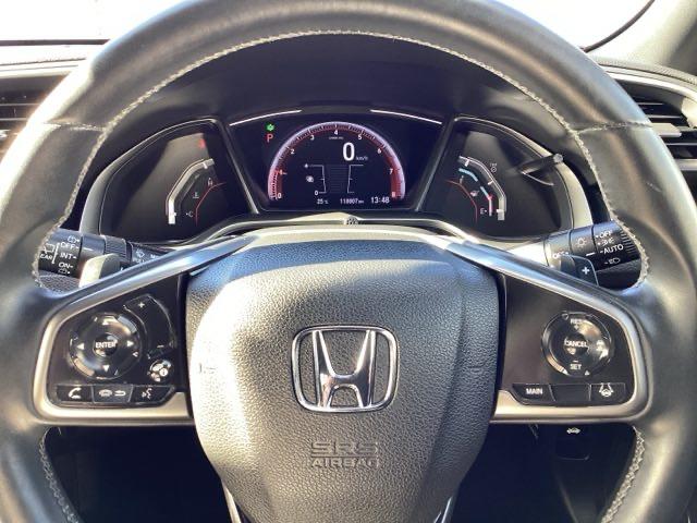 シビック ハッチバック 追突軽減ブレーキ 盗難防止装置 Bモニター 整備記録簿 横滑防止 シートヒーター付き LEDライト スマートキー AAC サイドカーテンエアバック ETC オートクルーズ エアバッグ(21枚目)