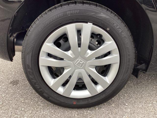 フィット e:HEVホーム 前後誤発進抑制機能 クリソナ 助手席エアバッグ 運転席エアバッグ シートヒーター アイドリングストップ LEDライト バックカメラ ABS サイドエアバッグ フルセグTV DVD再生(21枚目)