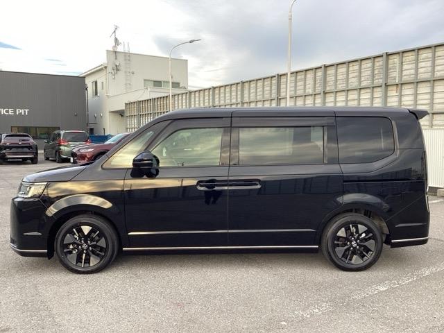 ステップワゴン スパーダ　キーレスエントリー　ＷＡＣ　両側Ｐスライドドア　リアカメラ　ターボ車　フルセグテレビ　パワーステアリング　オートエアコン　ＥＴＣ車載器　サイドカーテンエアバック　Ａクルーズ　記録簿　ＤＶＤ（5枚目）