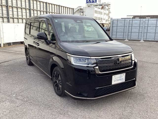 ステップワゴン スパーダ　キーレスエントリー　ＷＡＣ　両側Ｐスライドドア　リアカメラ　ターボ車　フルセグテレビ　パワーステアリング　オートエアコン　ＥＴＣ車載器　サイドカーテンエアバック　Ａクルーズ　記録簿　ＤＶＤ（6枚目）