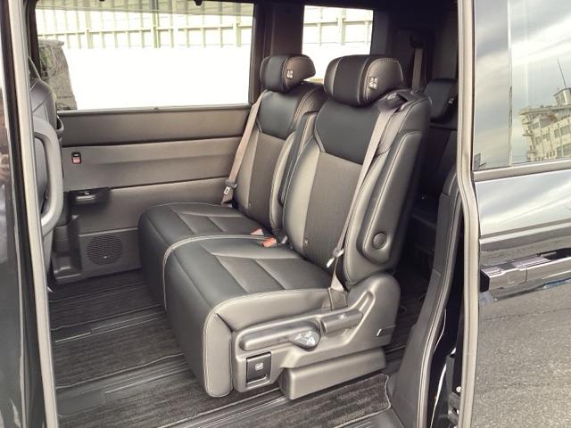 ステップワゴン スパーダ　キーレスエントリー　ＷＡＣ　両側Ｐスライドドア　リアカメラ　ターボ車　フルセグテレビ　パワーステアリング　オートエアコン　ＥＴＣ車載器　サイドカーテンエアバック　Ａクルーズ　記録簿　ＤＶＤ（14枚目）