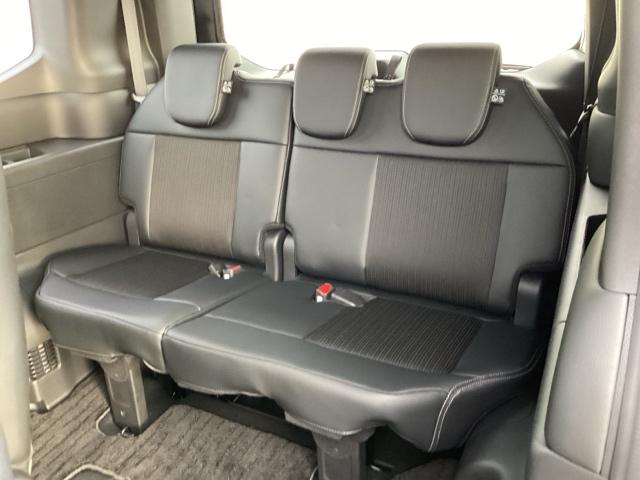 ステップワゴン スパーダ　キーレスエントリー　ＷＡＣ　両側Ｐスライドドア　リアカメラ　ターボ車　フルセグテレビ　パワーステアリング　オートエアコン　ＥＴＣ車載器　サイドカーテンエアバック　Ａクルーズ　記録簿　ＤＶＤ（33枚目）