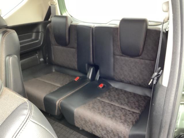 フリード クロスター・ホンダセンシング　両ＰＳＤ　地デジ　エアバック　Ｉストップ　ＶＳＡ　リヤカメラ　３列シート　整備記録簿　ＤＶＤ再生　ウォークスルー　イモビライザー　キーフリー　パワステ　クルコン　ＡＡＣ（22枚目）