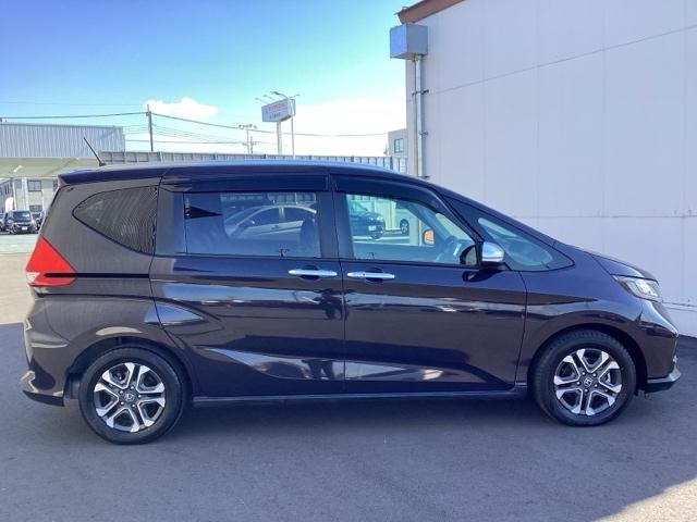 低床・スライドドアで小さなお子様やお年寄りの方でも乗り降りがとても楽！