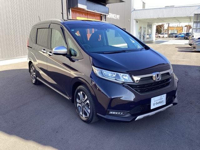 ＬＥＤヘッドライト搭載、専用フロントバンパーとロアースポイラーがクロスターを特徴付けます