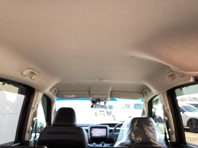 頭上のスペースも余裕がありとても快適です！