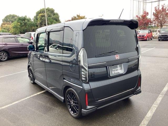 Ｎ－ＢＯＸカスタム Ｇ・Ｌターボホンダセンシング　ローダウン　両側ＰＷスライドドア　Ｂモニタ　Ｉストップ　クルーズコントロール　ナビＴＶ　キーレスエントリー　ヒーター　ＶＳＡ　ベンチＳ　ＬＥＤランプ　助手席エアバック（5枚目）