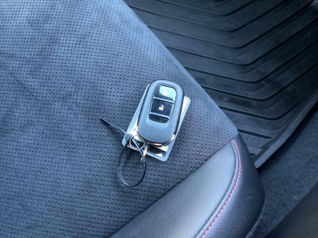 シビック ＥＸ　スペアキー・ドラレコＳＤカード無　Ｒカメ　パーキングセンサー　衝突被害軽減ブレーキ　スマートキーシステム　ＬＥＤライト　地デジフルセグ　ナビＴＶ　シートＨ　オートエアコン　キーフリー　運転席エアバッグ（27枚目）