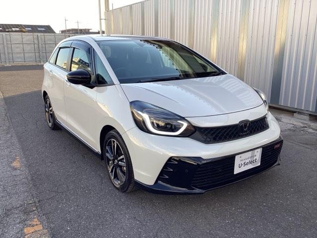 フィット ｅ：ＨＥＶＲＳ　エアバッグ　ナビ＆ＴＶ　パワーウィンドウ　助手席エアバッグ　Ｄレコ　フルセグテレビ　ＬＥＤヘッドランプ　セキュリティアラーム　フルオートエアコン　ＥＴＣ装備　スマートキ　ＵＳＢ（6枚目）