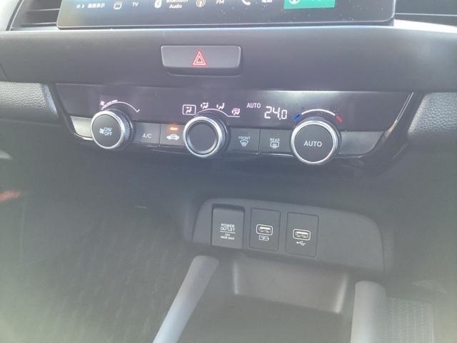 フィット ｅ：ＨＥＶＲＳ　エアバッグ　ナビ＆ＴＶ　パワーウィンドウ　助手席エアバッグ　Ｄレコ　フルセグテレビ　ＬＥＤヘッドランプ　セキュリティアラーム　フルオートエアコン　ＥＴＣ装備　スマートキ　ＵＳＢ（29枚目）