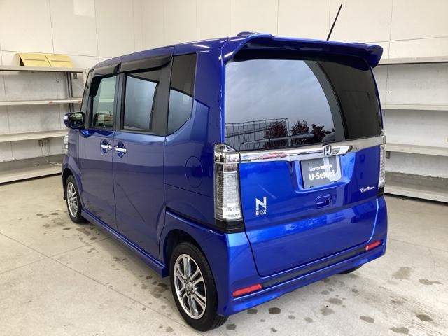 Ｎ－ＢＯＸカスタム ＧＳＳパッケージ　ＴＶナビ　スマ－トキ－　Ｂカメ　ＥＴＣ付き　エアコン　ＥＳＣ　Ａ－ＳＴＯＰ　パワーウィンドウ　運転席助手席エアバッグ　ＡＢＳ　サイドカーテンエアバック　キーレス　ベンチシート（9枚目）