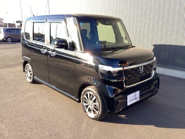 Ｎ－ＢＯＸカスタム ベースグレード　Ｗ電動ドア　ＣＭＢＳ　Ｄレコ　ベンチシート　オートエアコン　スマートキ　ＬＥＤ　盗難防止装置　クルコン　ＥＴＣ　バックカメラ　フルセグＴＶ　パワーステアリング　エアバッグ　ＥＳＣ（6枚目）