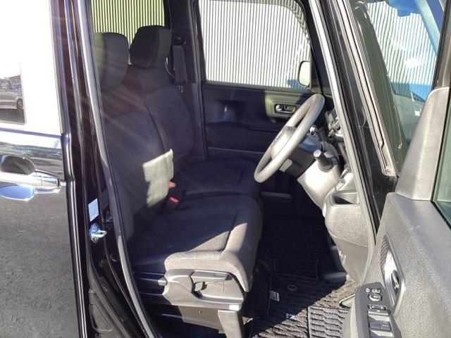 Ｎ－ＢＯＸカスタム ベースグレード　Ｗ電動ドア　ＣＭＢＳ　Ｄレコ　ベンチシート　オートエアコン　スマートキ　ＬＥＤ　盗難防止装置　クルコン　ＥＴＣ　バックカメラ　フルセグＴＶ　パワーステアリング　エアバッグ　ＥＳＣ（13枚目）