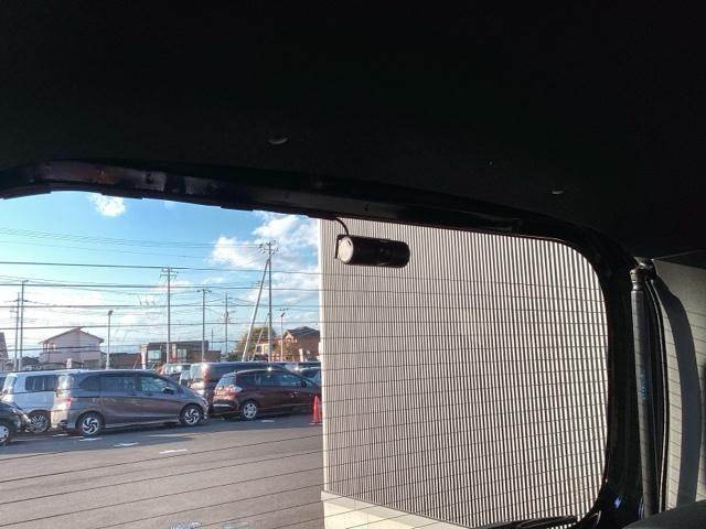 Ｎ－ＢＯＸカスタム ベースグレード　Ｗ電動ドア　ＣＭＢＳ　Ｄレコ　ベンチシート　オートエアコン　スマートキ　ＬＥＤ　盗難防止装置　クルコン　ＥＴＣ　バックカメラ　フルセグＴＶ　パワーステアリング　エアバッグ　ＥＳＣ（30枚目）