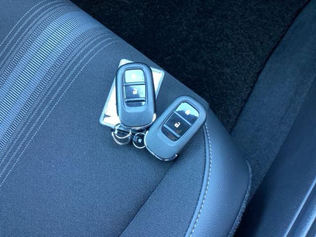 シビック ＬＸ　リアカメラ　地デジ　オートエアコン　サイドエアバッグ　盗難防止装置　ＬＥＤヘッドライト　シートヒーター　クルーズコントロール　ターボ　オートライト　横滑り防止装置　ＡＢＳ　キーフリー　エアバッグ（26枚目）