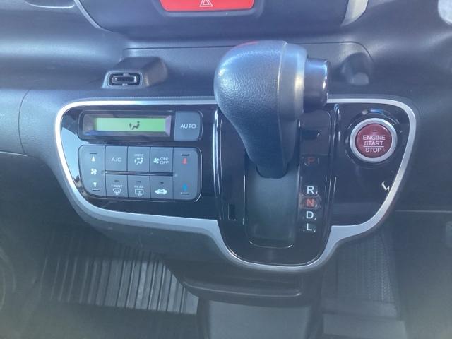 N-BOX G・Lパッケージ I-STOP カラーバックモニター 全席PW イモビライザー ナビテレビ 1セグ サイドエアバック AAC 横滑り防止 スマートキー DVD再生 ABS ETC キーレスE(11枚目)