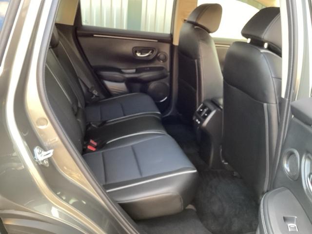 ZR-V X クリアランスソナー 地デジ Bカメ オートクルーズコントロール ESC サイドカーテンエアバック エアコン 盗難防止装置 アイドリングストップ LEDライト 運転席エアバッグ スマートキー USB(14枚目)