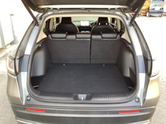 ZR-V X クリアランスソナー 地デジ Bカメ オートクルーズコントロール ESC サイドカーテンエアバック エアコン 盗難防止装置 アイドリングストップ LEDライト 運転席エアバッグ スマートキー USB(18枚目)