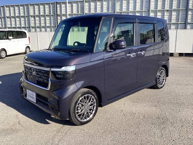 N-BOXカスタム ターボ イモビライザー 衝突被害軽減 ベンチシート キーフリー Pセンサー ESC パワステ DVD再生 両席エアバック サイドエアバッグ ターボ車 Aライト スマキー Bカメ パワーウィンドウ(7枚目)