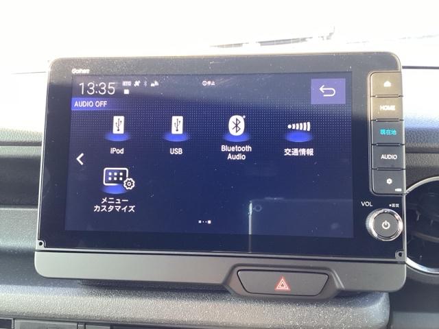 N-BOXカスタム ターボ イモビライザー 衝突被害軽減 ベンチシート キーフリー Pセンサー ESC パワステ DVD再生 両席エアバック サイドエアバッグ ターボ車 Aライト スマキー Bカメ パワーウィンドウ(33枚目)