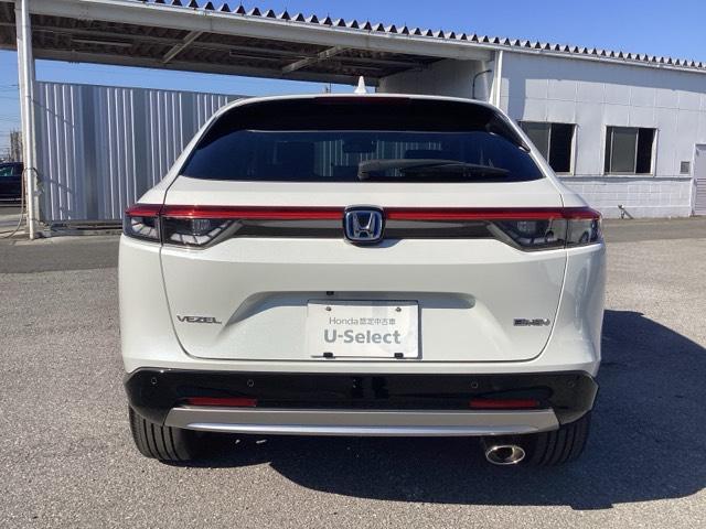 ヴェゼル e:HEVZ 衝突回避支援ブレーキ機能 スマキ フルオートエアコン エアバッグ 両席エアバック Rカメ パワーウィンドウ LEDランプ ソナー クルーズC ナビ&TV キーレスエントリー ETC付(3枚目)