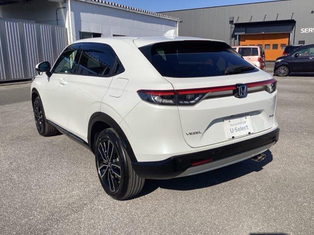 ヴェゼル e:HEVZ 衝突回避支援ブレーキ機能 スマキ フルオートエアコン エアバッグ 両席エアバック Rカメ パワーウィンドウ LEDランプ ソナー クルーズC ナビ&TV キーレスエントリー ETC付(9枚目)