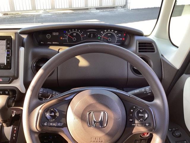 N-BOX L 衝突回避支援ブレーキ I-STOP ドラレコ付 PW パワステ Sヒーター スマ-トキ- Bカメ 地デジTV ナビ&TV 横滑り防止 ETC車載器 LEDライト エアコン付き DVD Wエアバック(21枚目)