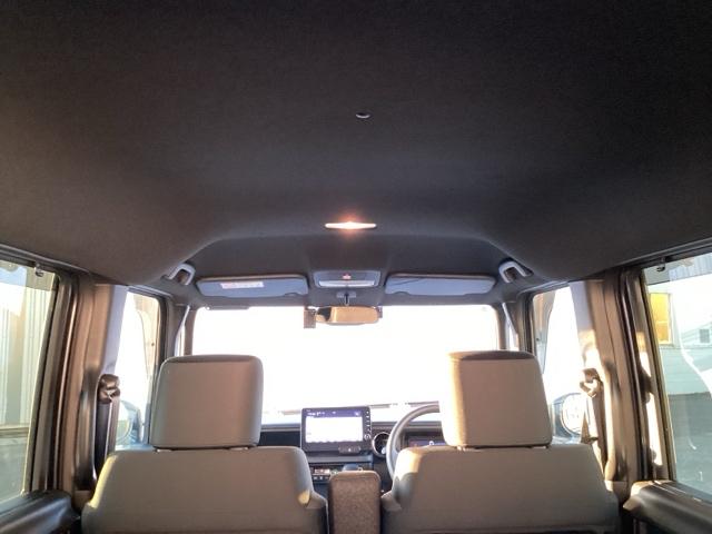 Ｎ－ＢＯＸカスタム ベースグレード　Ｗ電動ドア　ＵＳＢ接続　ＣＭＢＳ　Ｄレコ　ベンチシート　オートエアコン　スマートキ　ＬＥＤ　盗難防止装置　クルコン　ＥＴＣ　バックカメラ　フルセグＴＶ　パワーステアリング　エアバッグ（12枚目）