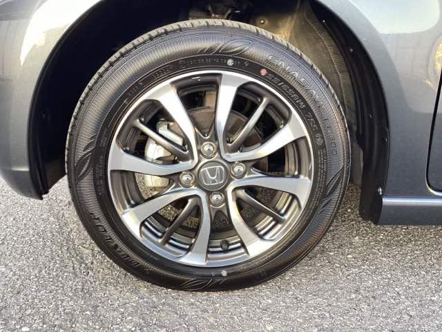 Ｎ－ＢＯＸカスタム ベースグレード　Ｗ電動ドア　ＵＳＢ接続　ＣＭＢＳ　Ｄレコ　ベンチシート　オートエアコン　スマートキ　ＬＥＤ　盗難防止装置　クルコン　ＥＴＣ　バックカメラ　フルセグＴＶ　パワーステアリング　エアバッグ（18枚目）