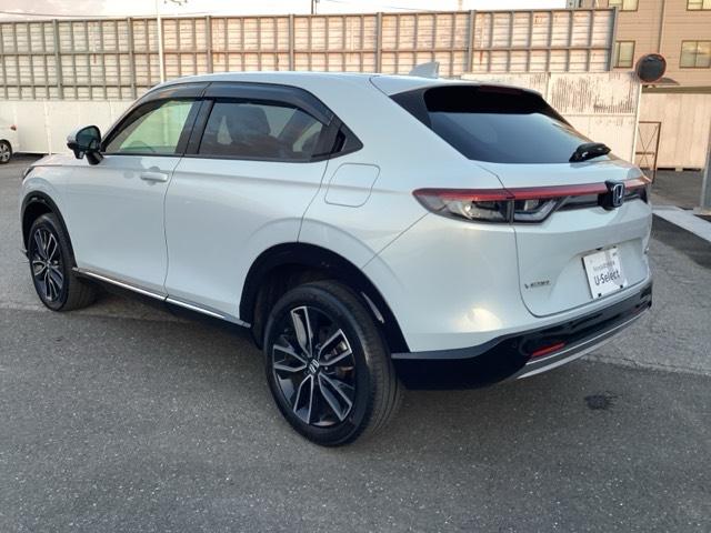 ヴェゼル ｅ：ＨＥＶＺ　衝突回避支援ブレーキ機能　スマキ　フルオートエアコン　Ｄレコ　エアバッグ　両席エアバック　Ｒカメ　パワーウィンドウ　ＬＥＤランプ　ソナー　クルーズＣ　ナビ＆ＴＶ　キーレスエントリー（9枚目）