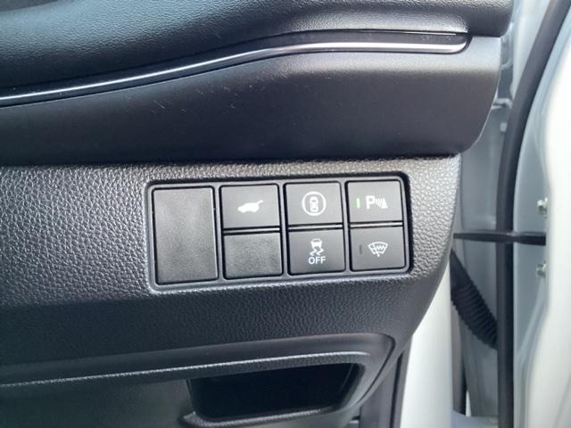 ヴェゼル ｅ：ＨＥＶＺ　衝突回避支援ブレーキ機能　スマキ　フルオートエアコン　Ｄレコ　エアバッグ　両席エアバック　Ｒカメ　パワーウィンドウ　ＬＥＤランプ　ソナー　クルーズＣ　ナビ＆ＴＶ　キーレスエントリー（23枚目）