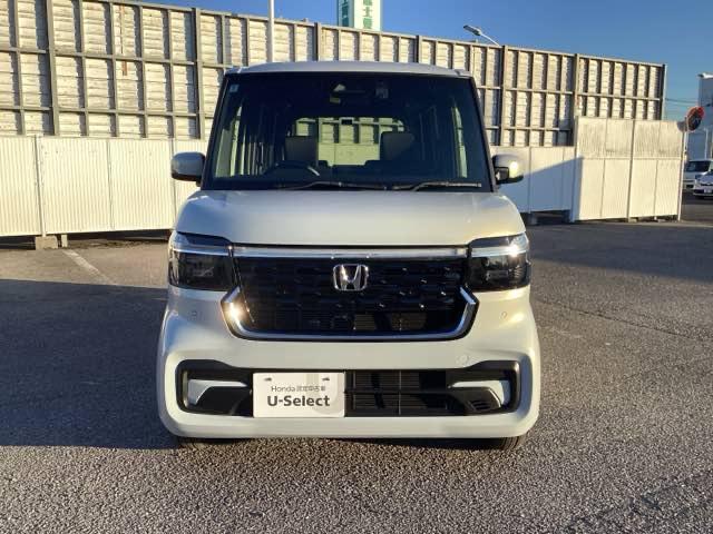 Ｎ－ＢＯＸカスタム ベースグレード　Ｗ電動ドア　ＵＳＢ接続　ＣＭＢＳ　Ｄレコ　ベンチシート　オートエアコン　スマートキ　ＬＥＤ　盗難防止装置　クルコン　ＥＴＣ　バックカメラ　フルセグＴＶ　パワーステアリング　エアバッグ（2枚目）