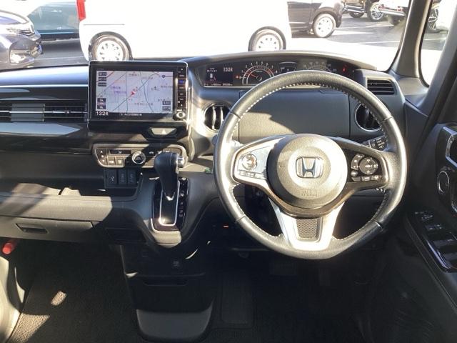Ｎ－ＢＯＸ Ｇ・Ｌターボホンダセンシング　イモビライザー　アイドルストップ　バックビューモニター　ターボエンジン　サイドカーテンエアバック　スマートキー　クルーズコントロール　ＬＥＤ　ＤＶＤ再生　ＡＡＣ　ＥＴＣ（15枚目）
